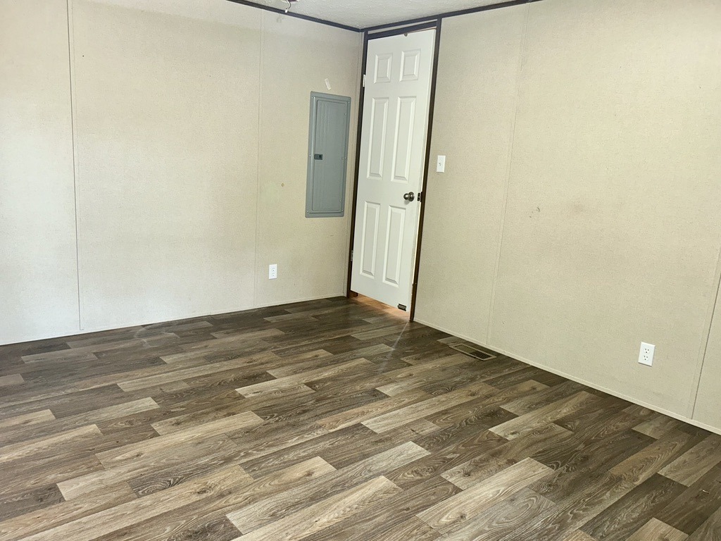 08F50B81-8F4F-47DA-B13E-E5E76F202C19_1_105_c