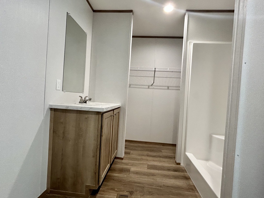 83AC54EF-BD9C-4C39-94C3-3F449A03770C_1_105_c