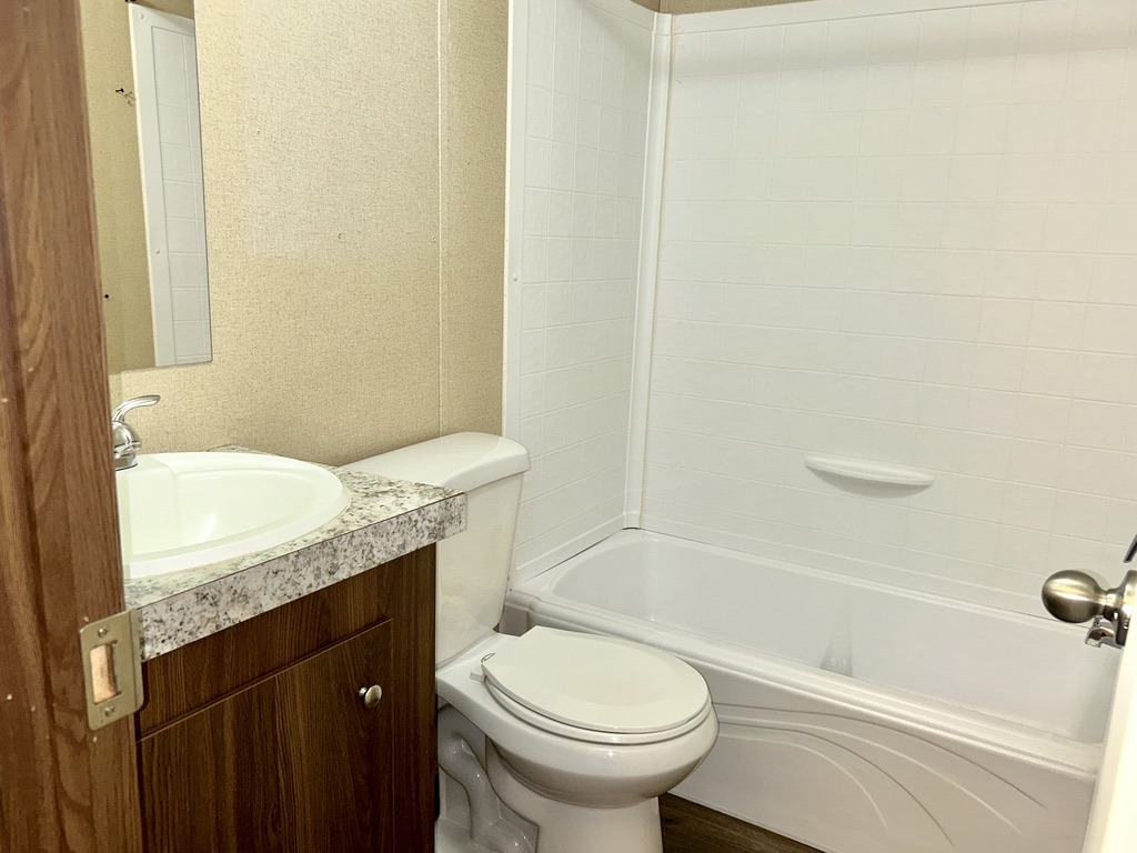 A9BFD536-0383-493A-AEB7-2B5AC815D419_1_105_c