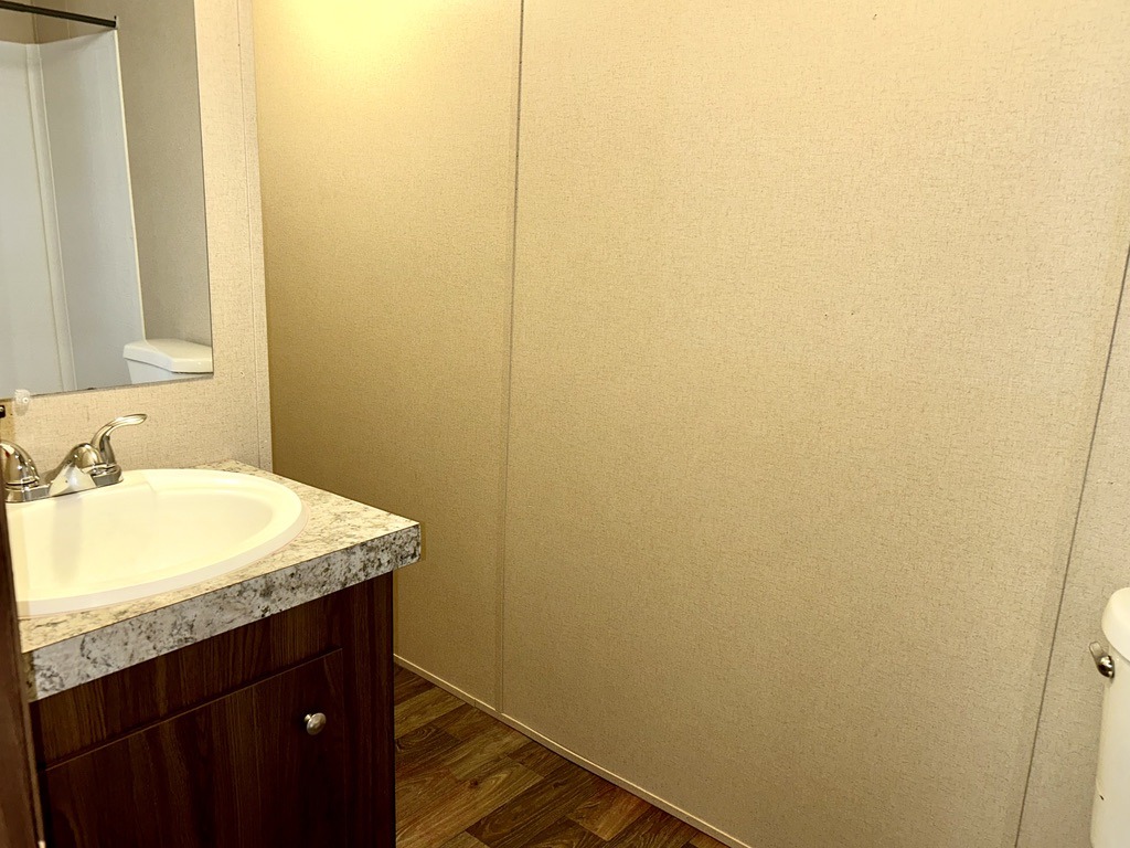 AAA20BB9-03E1-4B6C-BC84-DF44E392DB96_1_105_c