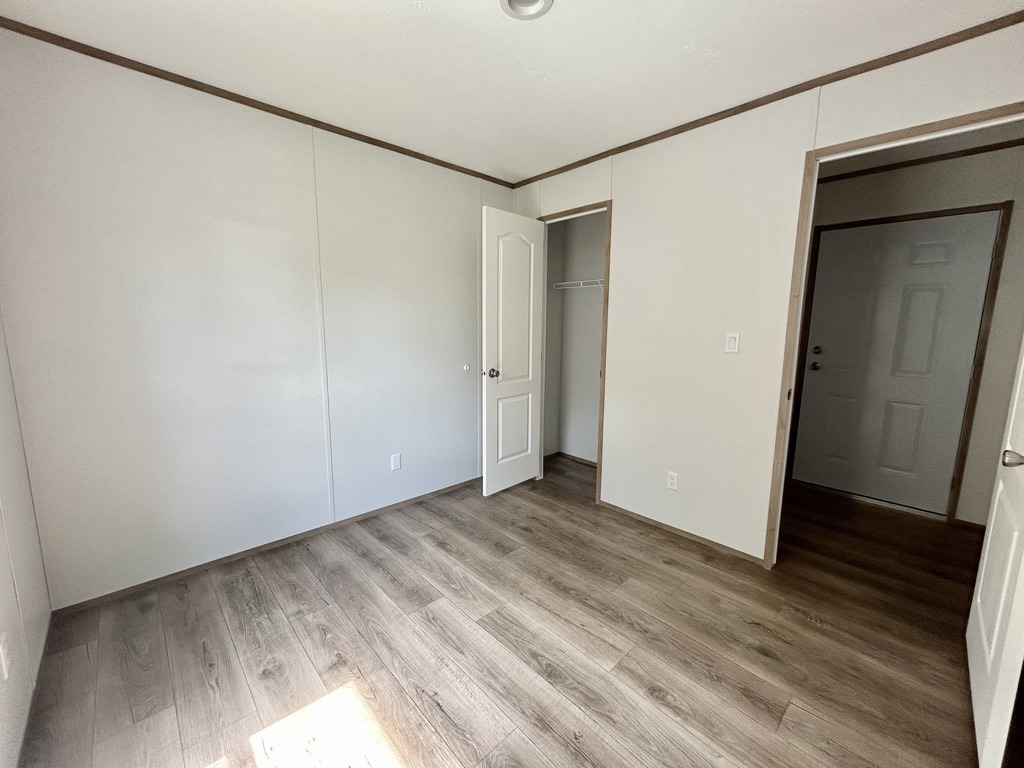 E9C961A7-9914-4E6B-9718-2B0DFFAF6A15_1_105_c